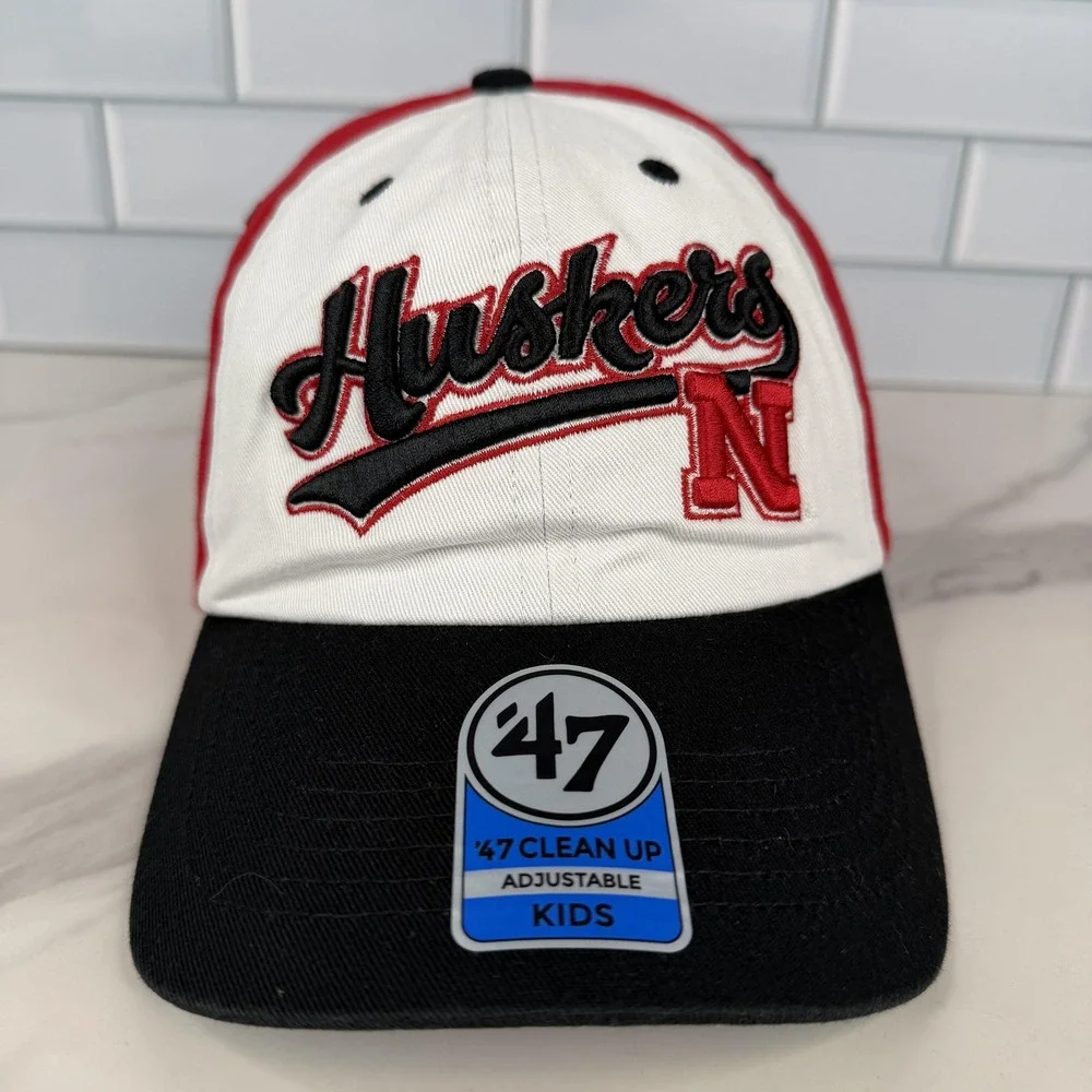 Nebraska Cornhuskers Hat Cap Strap Back Kids‎ Red White Black 47 Clean Up NWOT